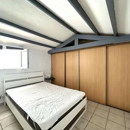Le Cabanon * 히에레
